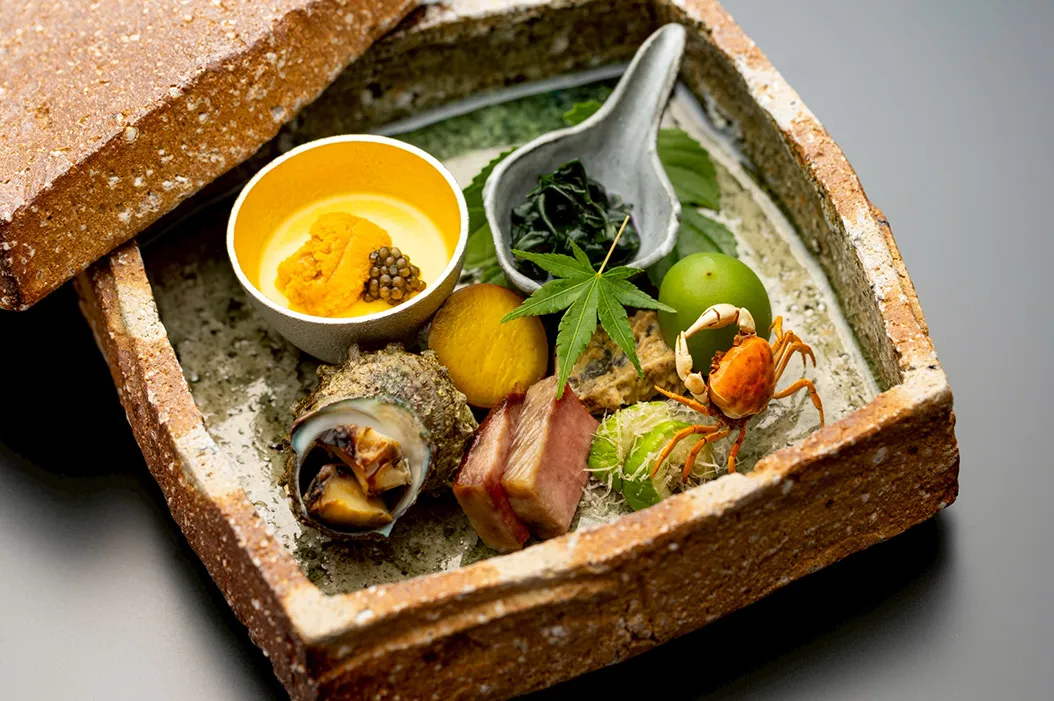 屋形船あみ達 高級屋形船えびす料理